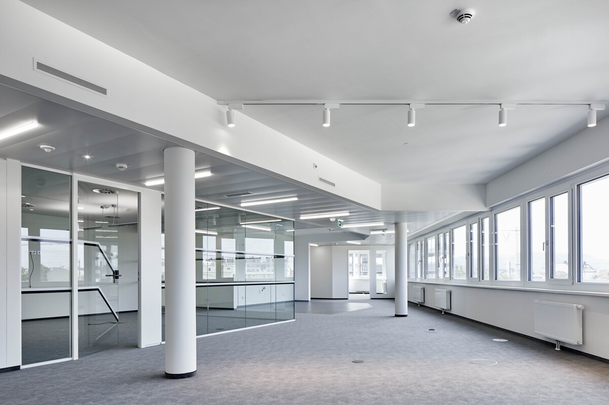 https://eos.top-real.at/oiimport/anhaenge/Innovation Hub 06