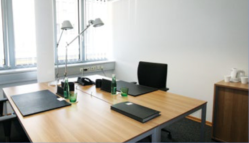 https://eos.top-real.at/oiimport/anhaenge/Büro