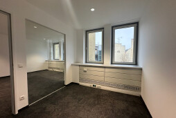 Modernes Büro in Spitzenlage